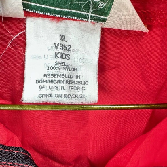 Vintage LL Bean Windbreaker Hooded Jacket Pullover Red Freeport Maine Kids Sz XL - Picture 13 of 13